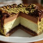 pistachio chocolate cheesecake